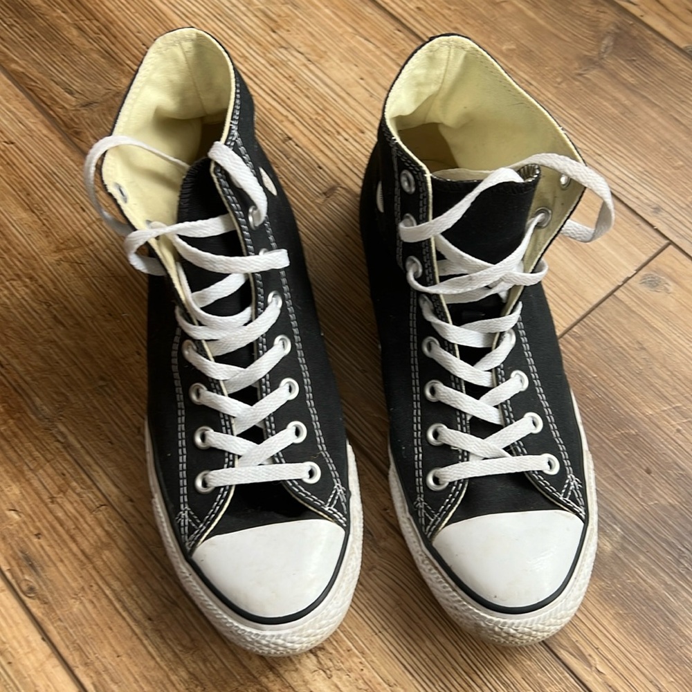High top converse sneakers